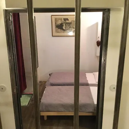 Hotel apartamentowy Cluny La Sorbonne