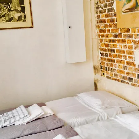 Cluny La Sorbonne Hotel apartamentowy 4*